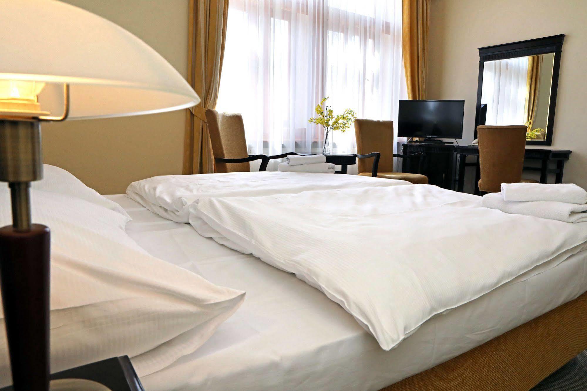 Hotel U Zeleneho Stromu Nepomuk Eksteriør billede